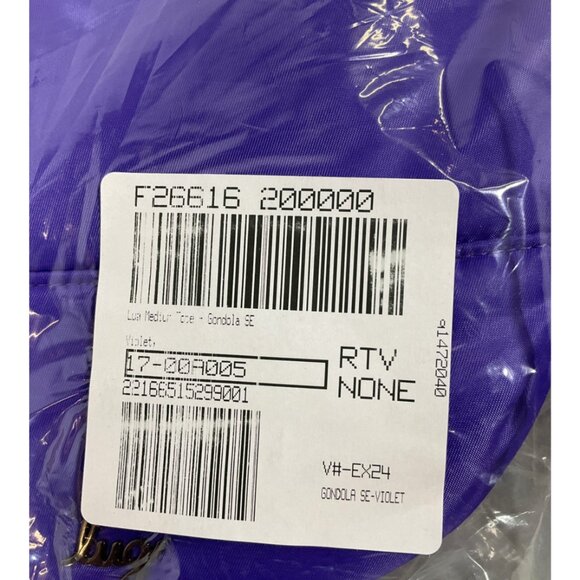 Lug Gondola SE Medium Unisex Handbag in Vibrant Violet with Zipper Closure - Picture 2 of 8